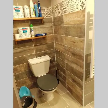 T2 45m2 Avec Exterieur, Jacuzzi Et Parking * تولون