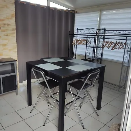 T2 45m2 Avec Exterieur, Jacuzzi Et Parking شقة تولون
